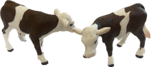 Load image into Gallery viewer, Cattle - Simmental Calf No 3 - Country Toys