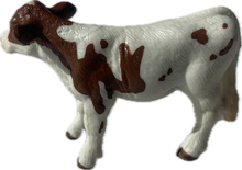 Load image into Gallery viewer, Cattle - Simmental Calf No 4 - Country Toys