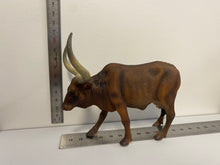 Load image into Gallery viewer, Cattle - Ankole-Watusi Cow