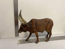 Load image into Gallery viewer, Cattle - Ankole-Watusi Cow - Collecta