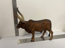 Load image into Gallery viewer, Cattle - Ankole-Watusi Bull - Collecta