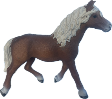 Horses - Golden Chestnut Stallion - Country Toys