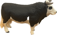 Load image into Gallery viewer, Cattle - Black Baldy Bull - Country Toys